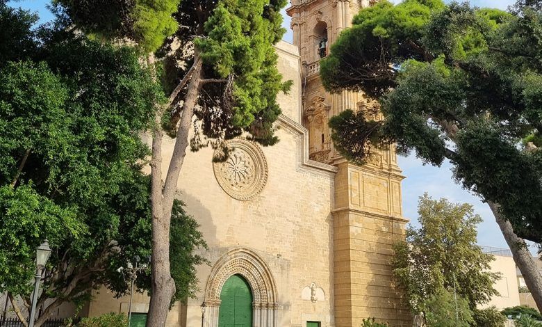 Facciata esterna del Santuario della Madonna di Trapani