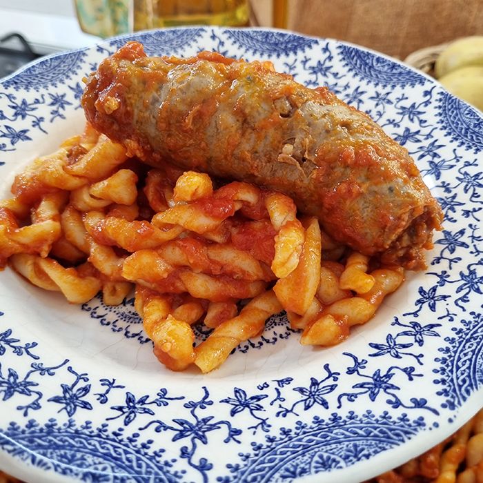 Busiate con stufato di Salsiccia