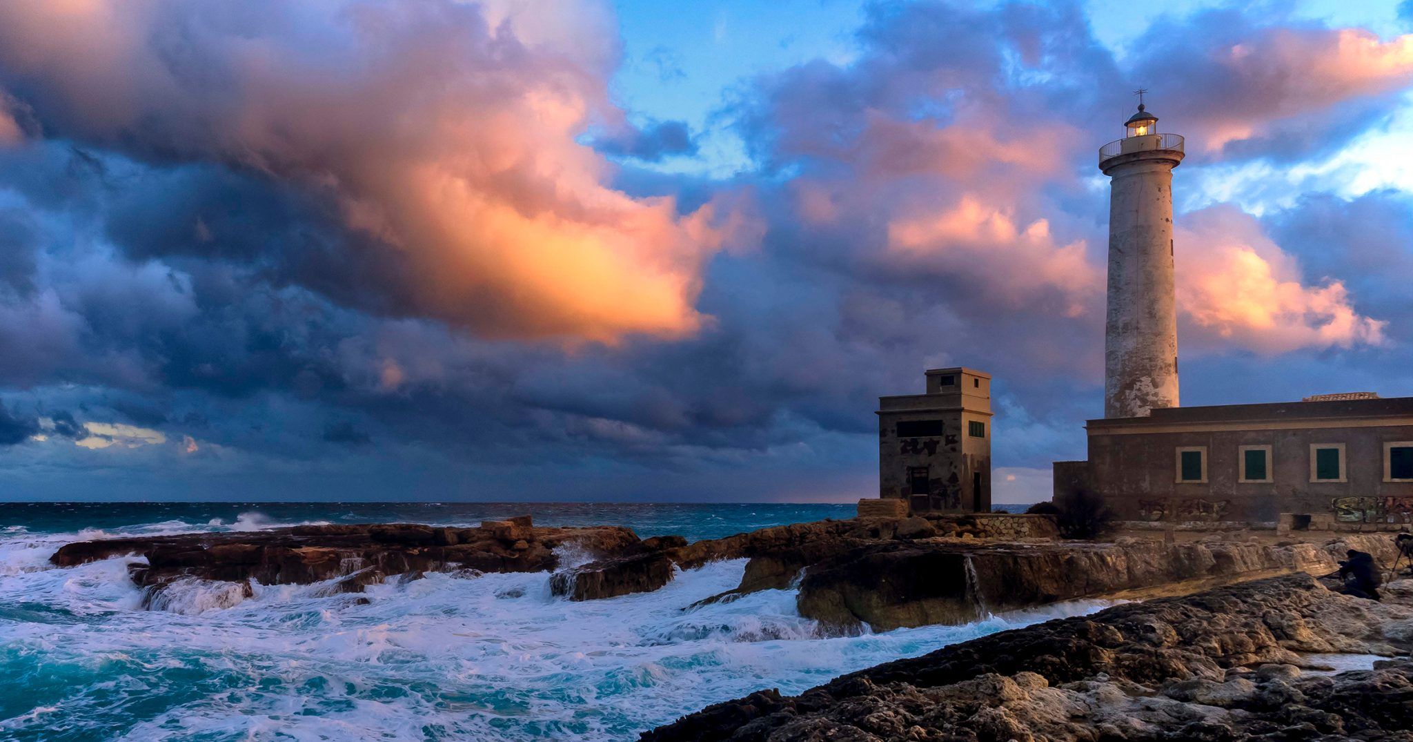 Il faro di Capo Santa Croce ad Augusta, un luogo magico, sospeso tra ...