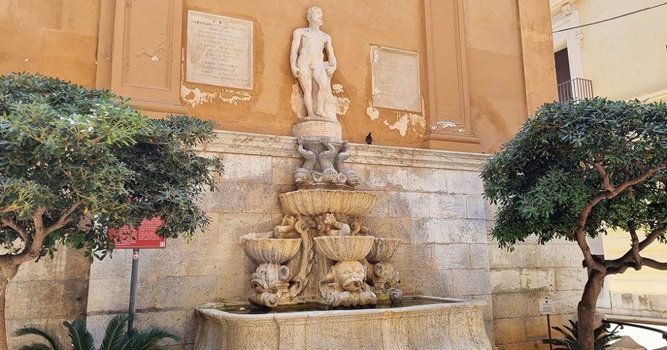 Trapani, fontana di Saturno 