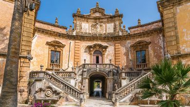 Facciata esterna di Villa Palagonia a Bagheria