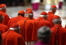Cardinali chiamati ad eleggere il nuovo papa